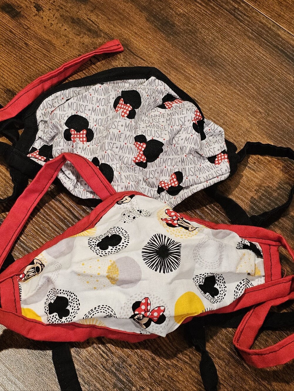 Minnie Mouse Reusable Face Masks Set